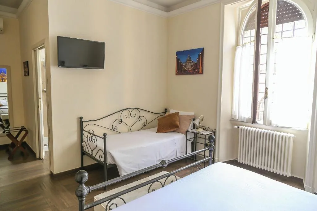 Room, Villa Matissa, Rome