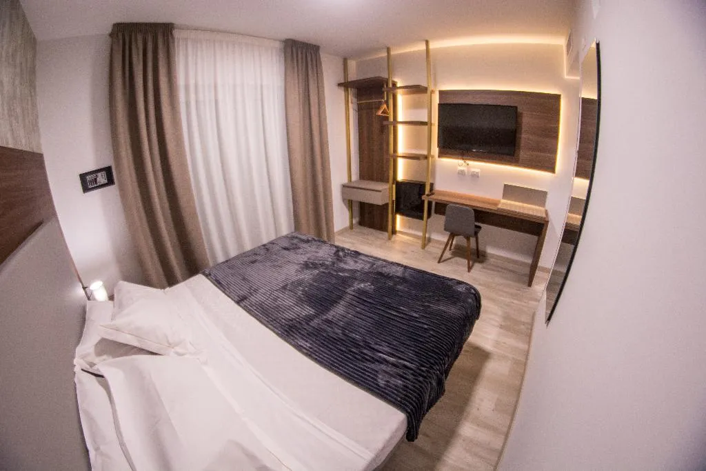 JUNIOR SUITE STANDARD Room, 8 Room Hotel, Catania