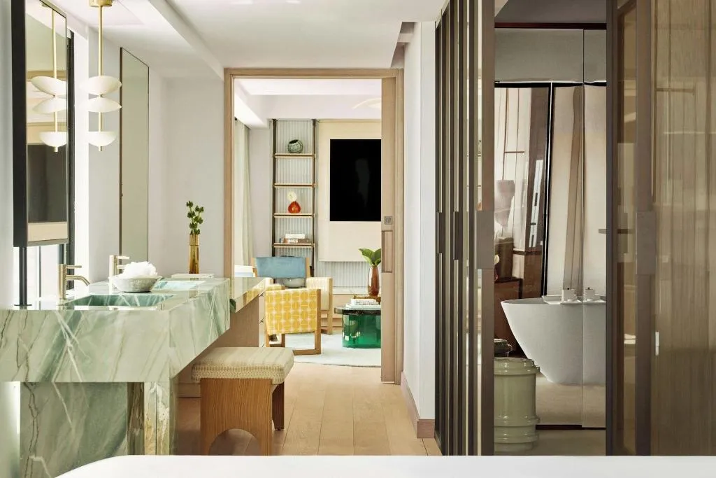 SUITE CITY VIEW KING BED Room, Hotel Arts, Barcelona