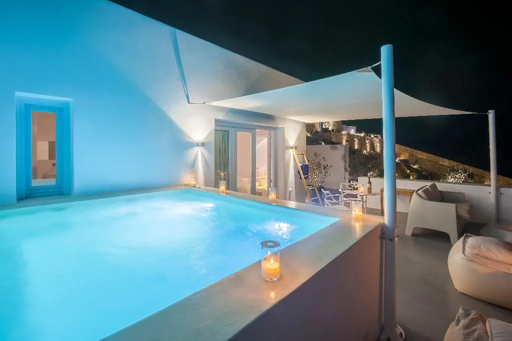 SUITE WITH PRIVATE POOL Room, Santorini Heights, Santorini
