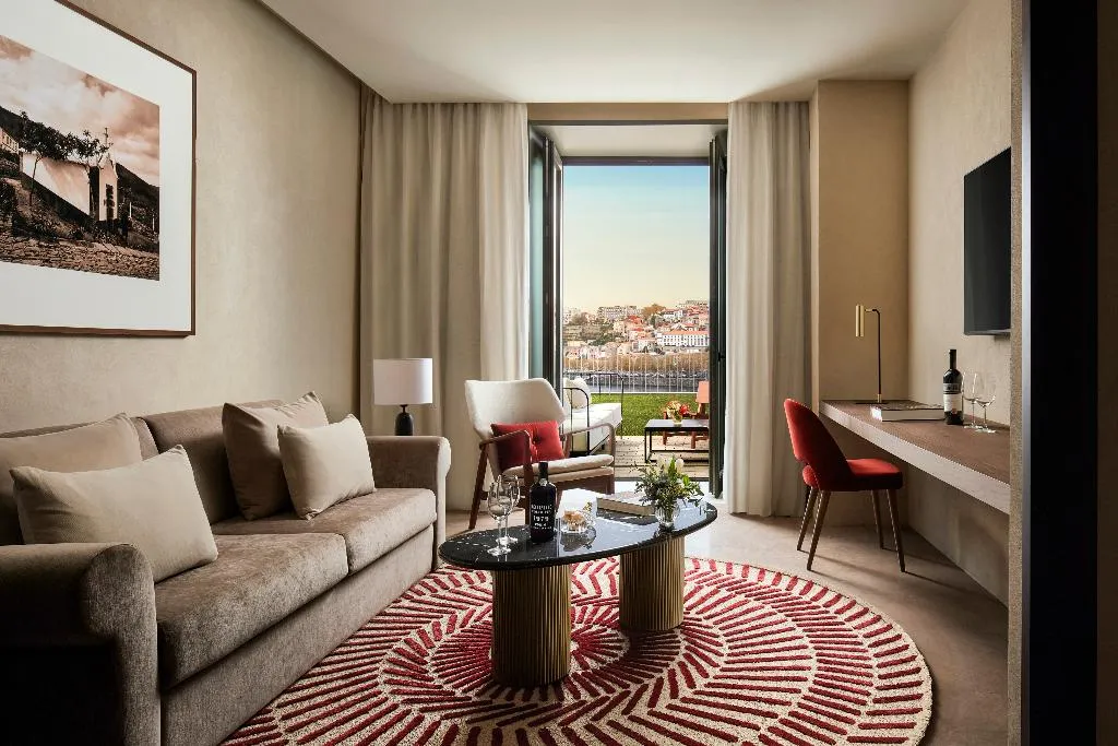 SUITE STANDARD Room, Tivoli Kopke Porto Gaia Hotel, Porto