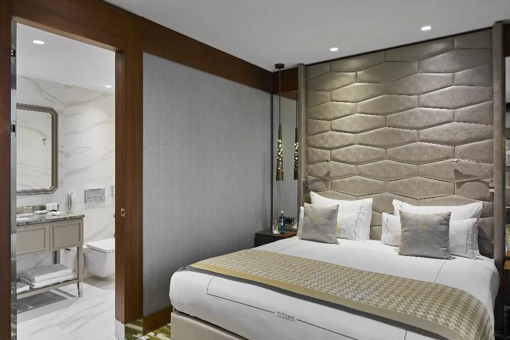 SUITE STANDARD Room, Titanic Chaussee Berlin, Berlin