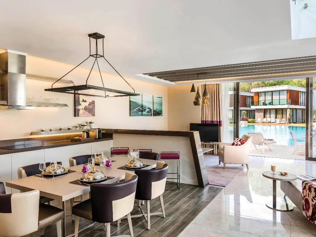 Room, Rixos Premium Tekirova L.O.L ThemePark Free Access, Antalya