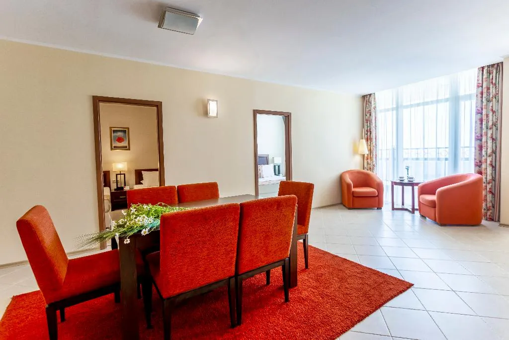 APARTMENT THREE BEDROOMS Room, Sunset Resort, Bourgas
