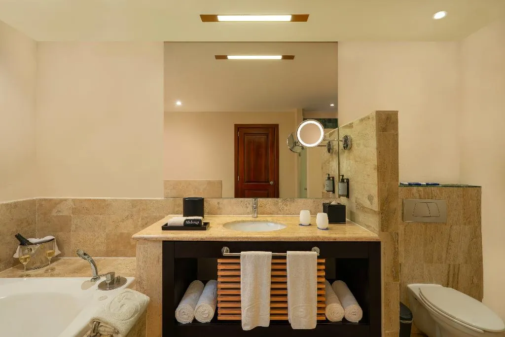JUNIOR SUITE BEACH FRONT Room, Grand Palladium Select White Sand Resort & Spa AI, Cancun Area