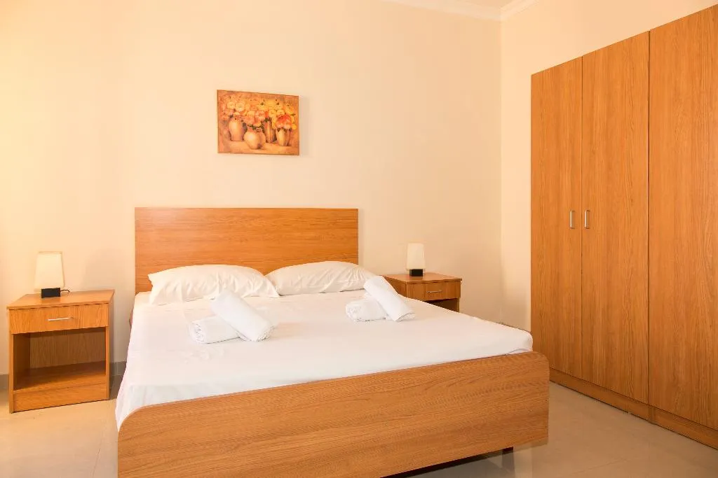APARTMENT ONE BEDROOM Room, Belmont Court Apartments, Malta