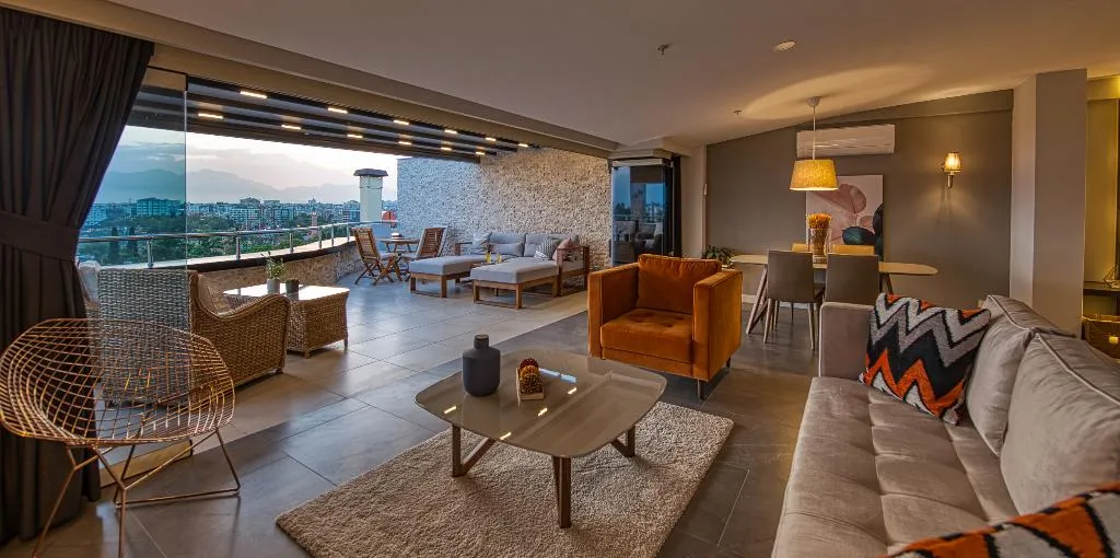 APARTMENT DELUXE OCEAN FRONT WITH TERRACE Room, Arkk Homes, Antalya
