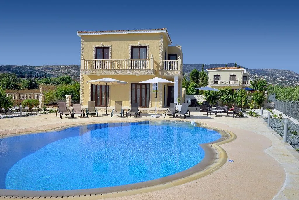 VILLA THREE BEDROOMS Room, Villa Agios Ilias, Cyprus