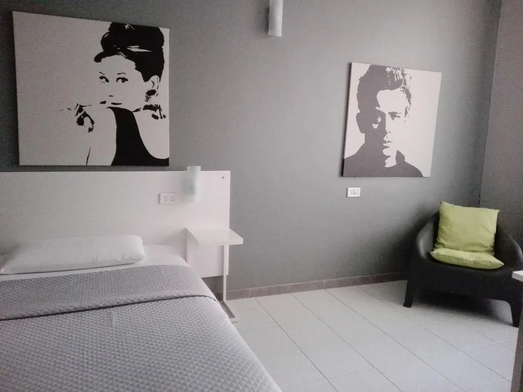 Room, Bert Hotel, Milan