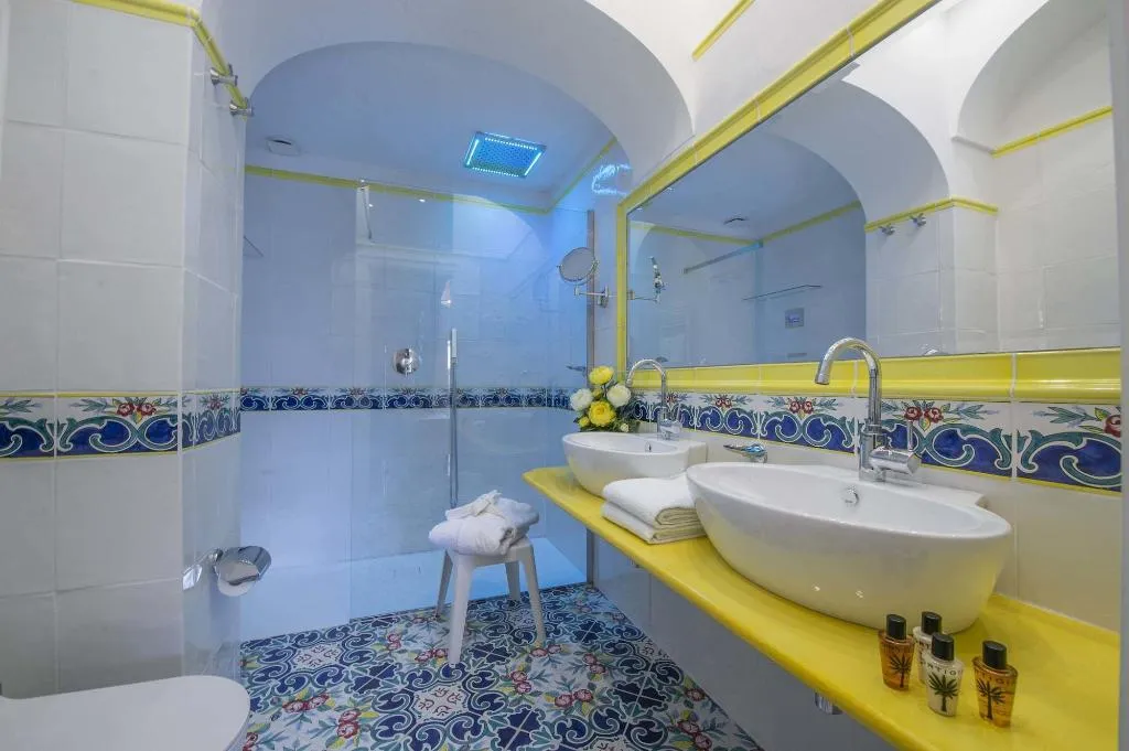 Room, Hotel Pellegrino, Naples