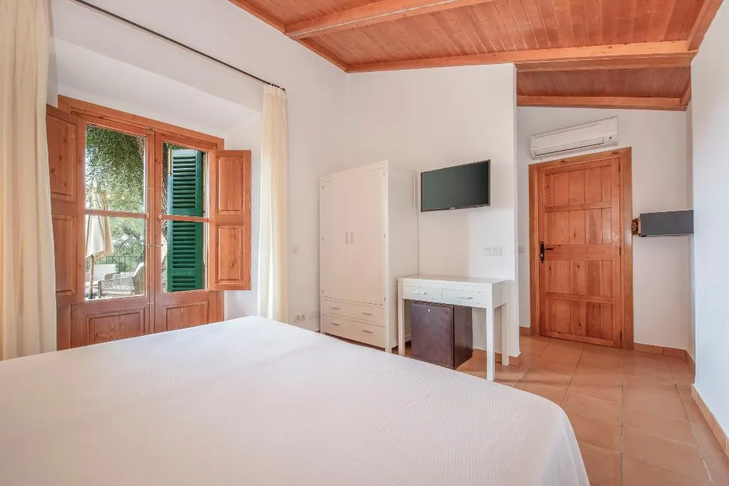 Double or Twin WITH BALCONY Room, Finca Son Roig, Majorca