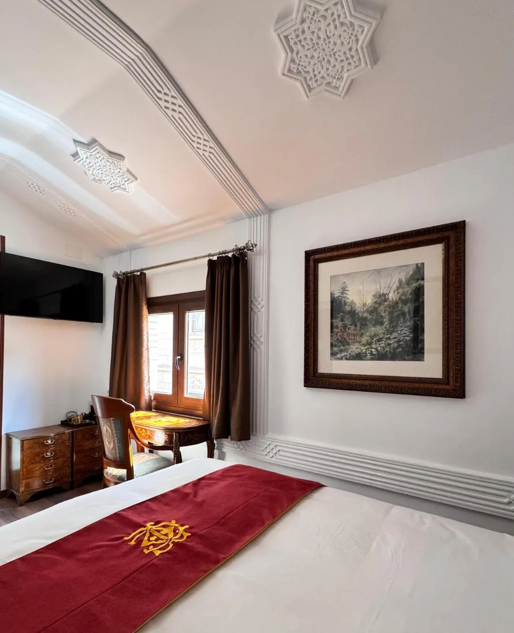 DOUBLE DELUXE ONE BED Room, Hotel Boutique Casón De Los López, Madrid