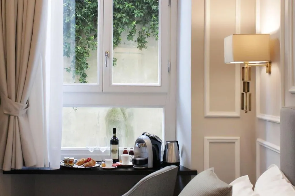 Room, Florence Luxury Suites, Florence
