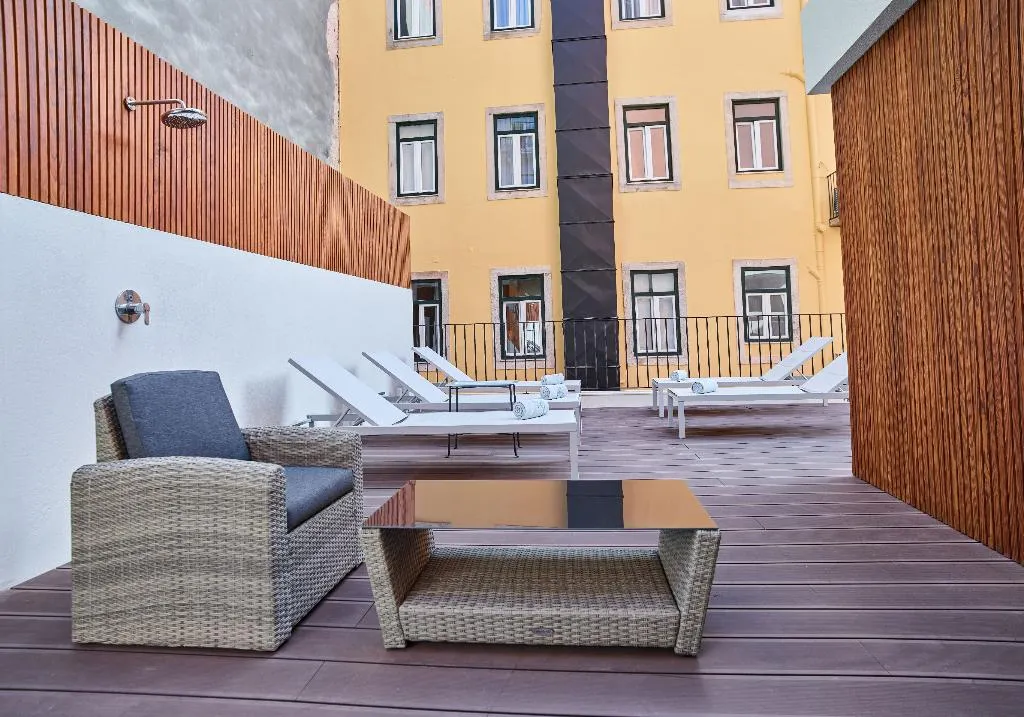 Terrace, Hotel Florescente, Lisbon