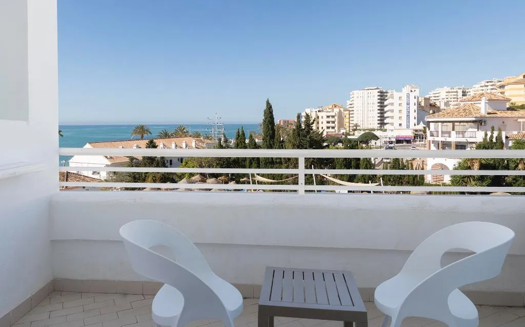 QUADRUPLE STANDARD Room, Hotel Palia La Roca, Costa Del Sol