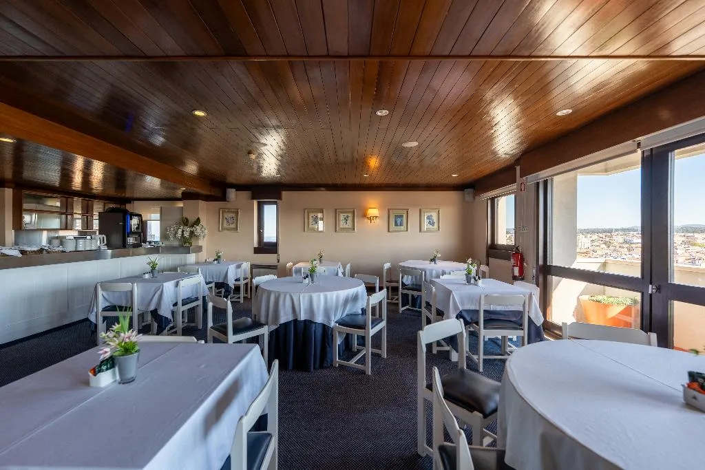 Restaurant, Hotel Apartamento Solverde, Porto