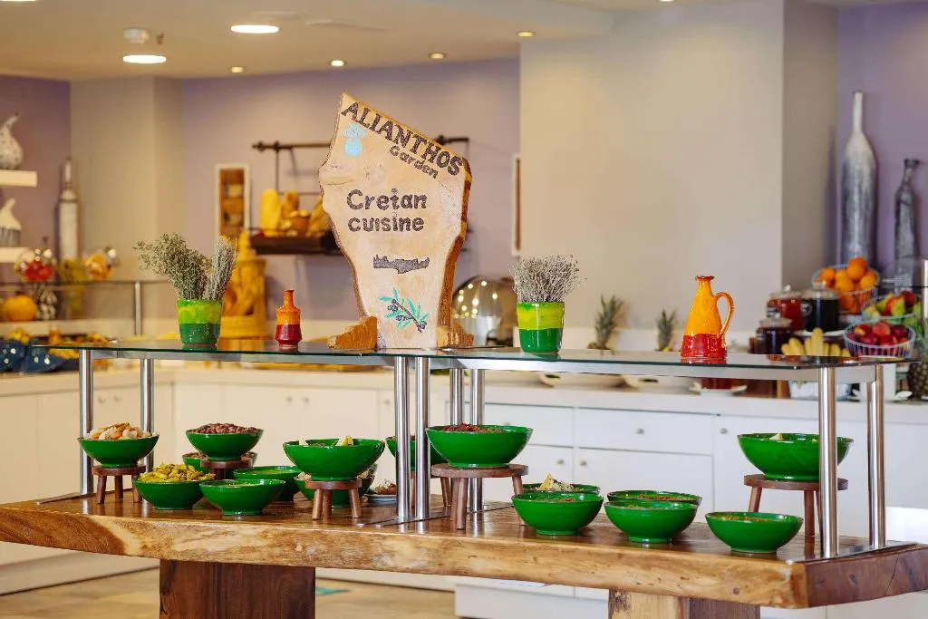 Restaurant, Alianthos Estate Resort, Crete