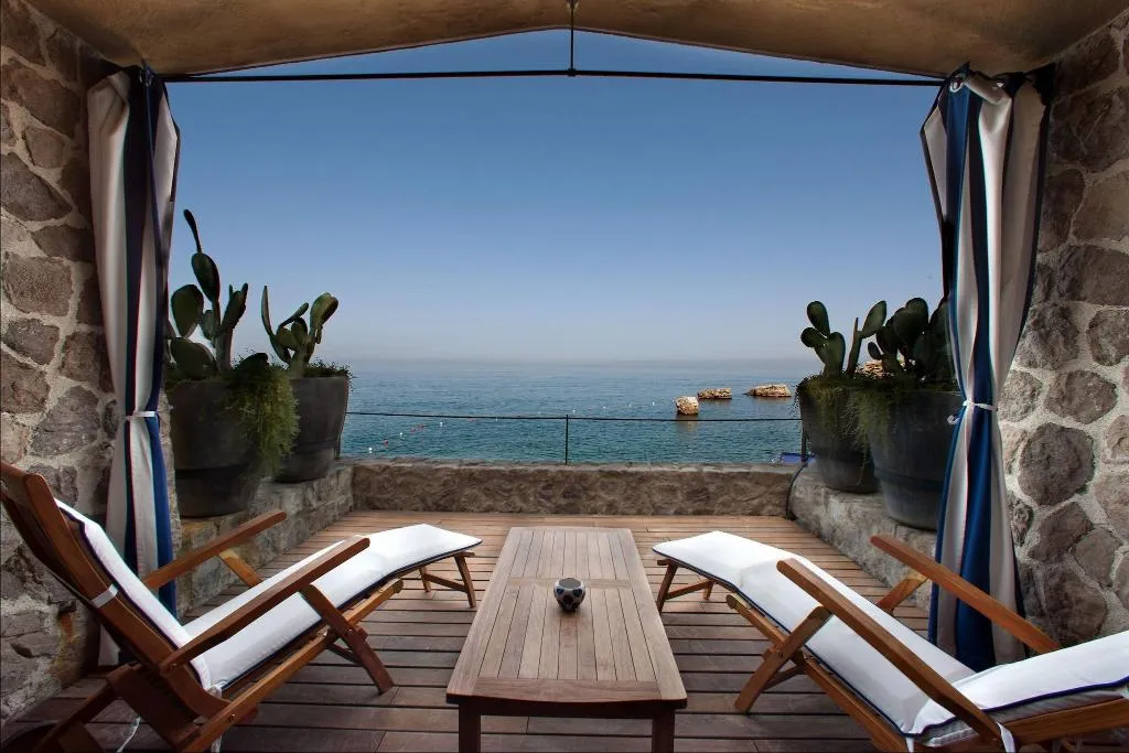 Room, Capo La Gala Hotel & Wellness, Naples