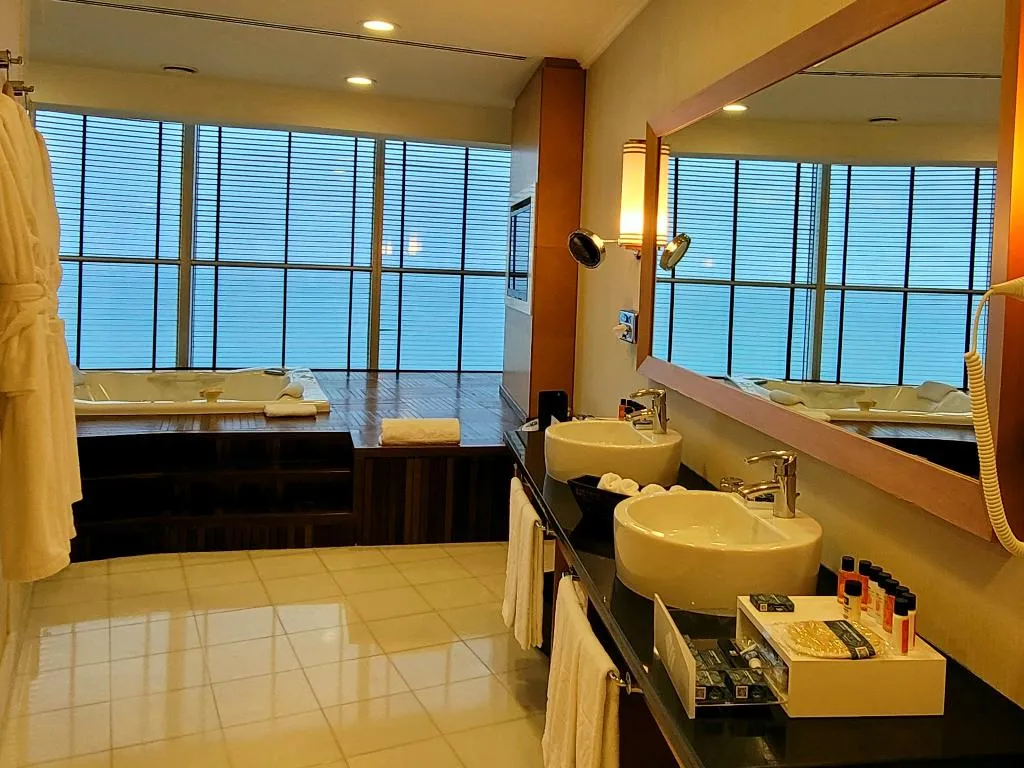 SUITE PREMIUM Room, Wyndham Grand Izmir Ozdilek Thermal & Spa, Izmir