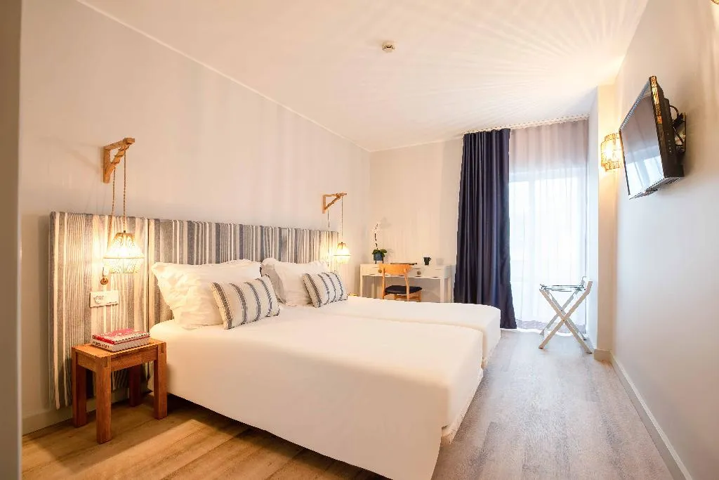 APARTMENT ONE BEDROOM Room, Aqualuz Lagos by The Editory, Algarve