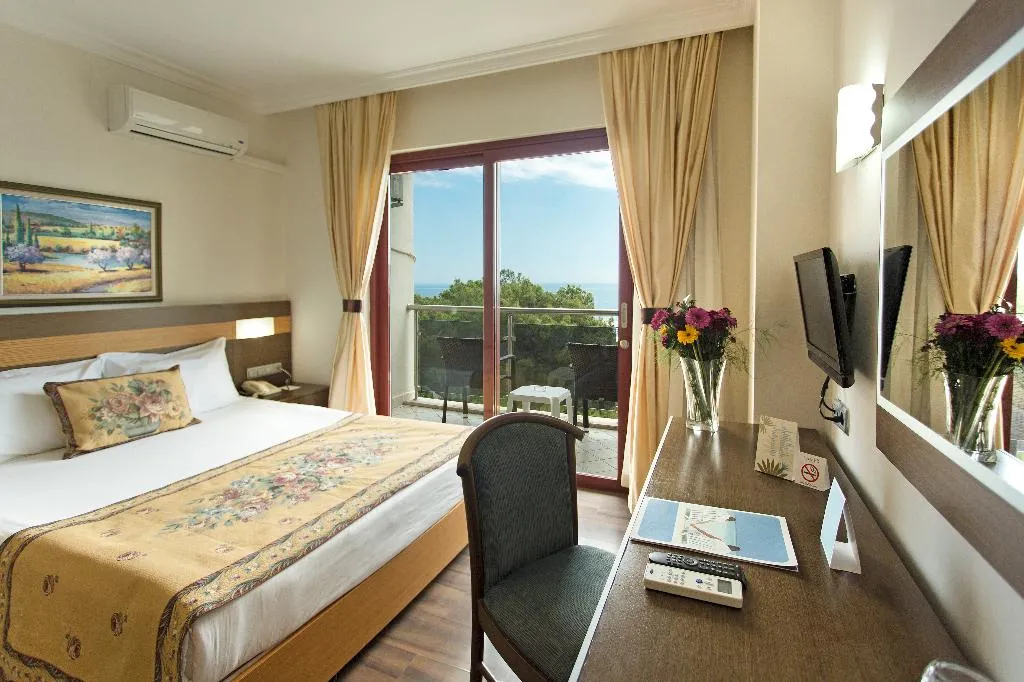 DOUBLE SINGLE USE LAND VIEW Room, Perre La Mer Resort and Spa, Antalya