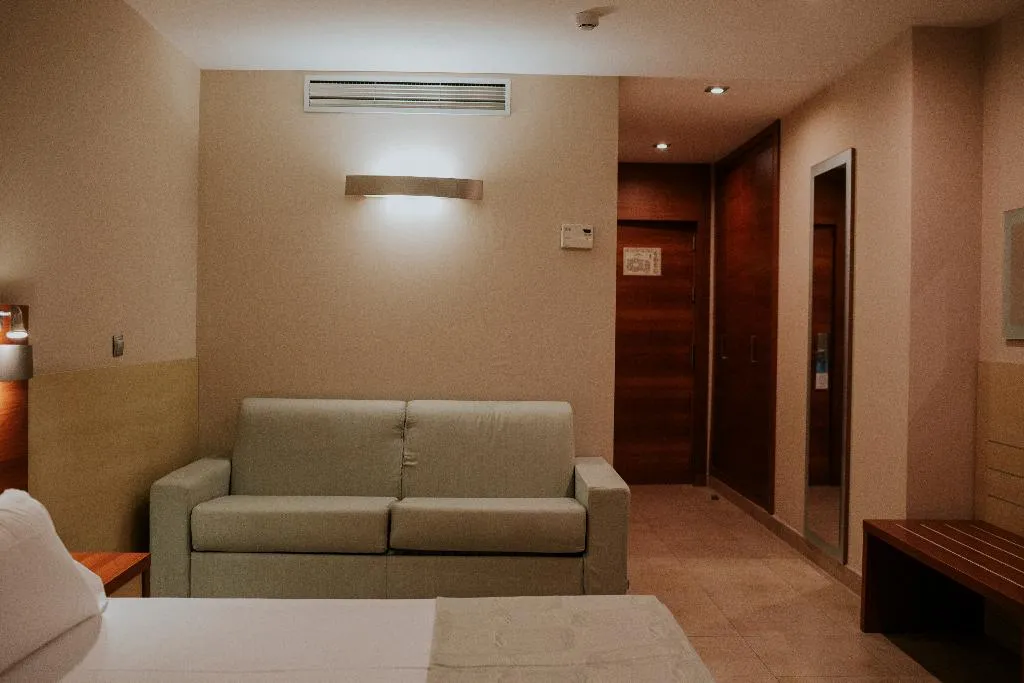 Double or Twin CAPACITY 4 Room, Deloix Aquacenter, Costa Blanca
