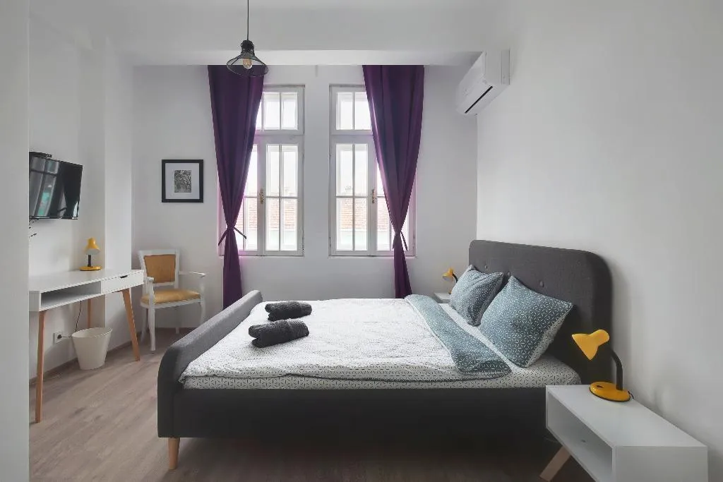DOUBLE ONE BEDROOM ONE BATHROOM Room, M Hostel Musala, Varna