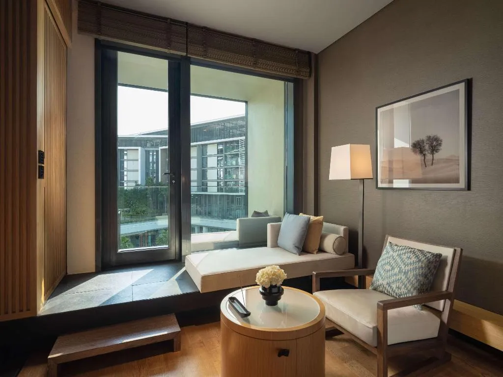 TWIN DELUXE RESORT VIEW Room, Banyan Tree Dubai, Dubai