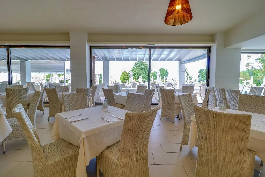 Restaurant, Olympian Bay Grand Resort, Thessaloniki