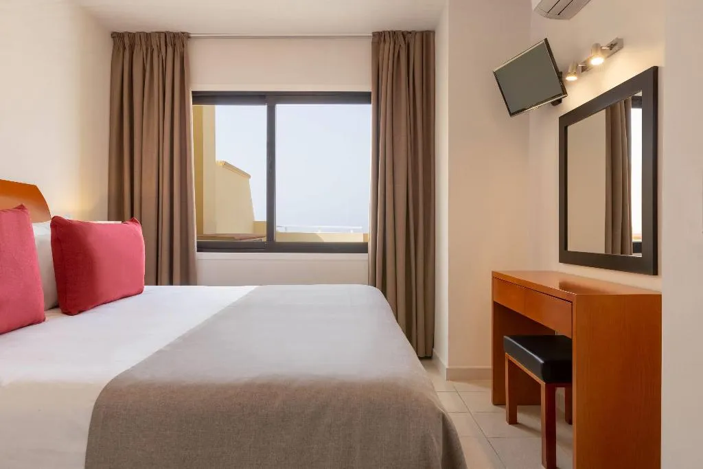 APARTMENT SEA VIEW THREE BEDROOMS Room, Ramada Residences By Wyndham Tenerife Costa Adeje, Tenerife