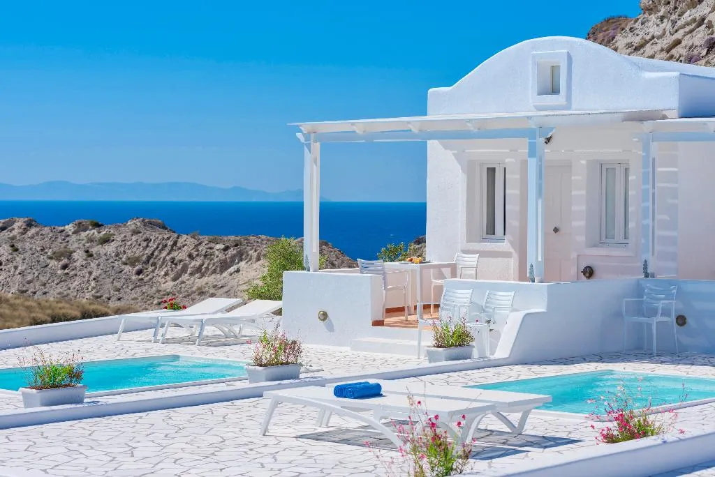 VILLA SUPERIOR WITH PRIVATE POOL Room, Katharos Pool Villas, Santorini