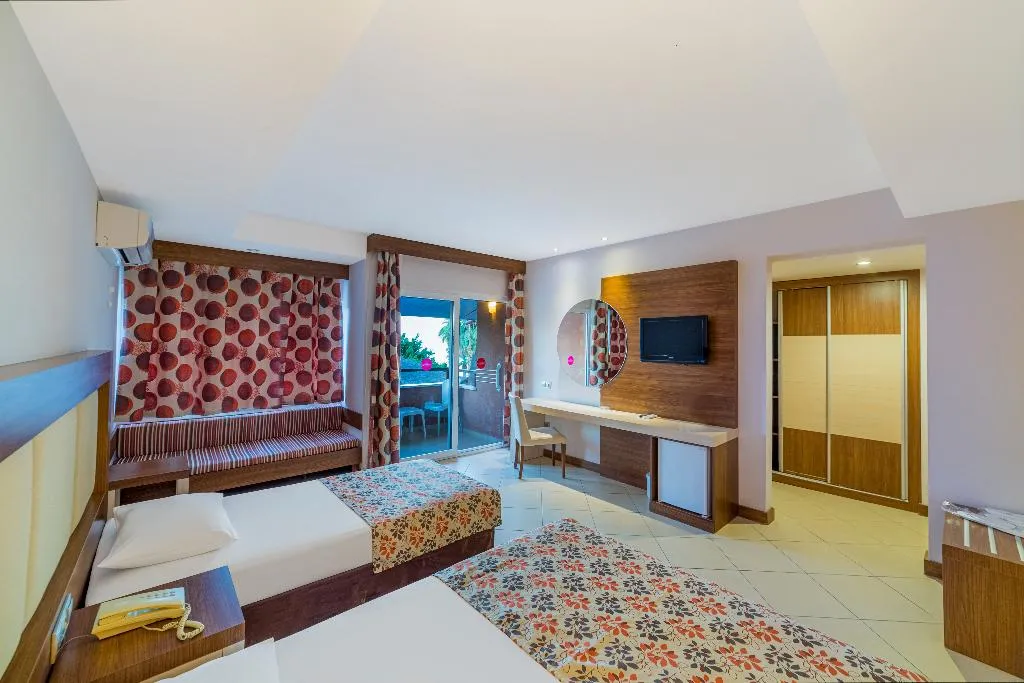 DOUBLE SUPERIOR Room, Justiniano Club Alanya, Antalya