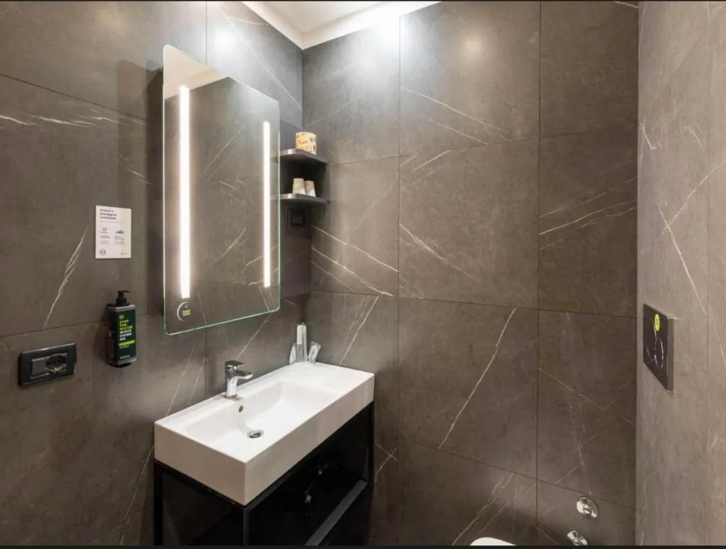 DOUBLE SUPERIOR Room, B&B Hotel Roma Tuscolana San Giovanni, Naples