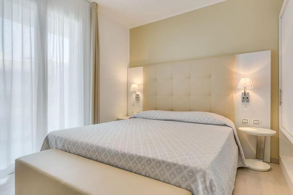 Room, Hotel Ambassador, Venice