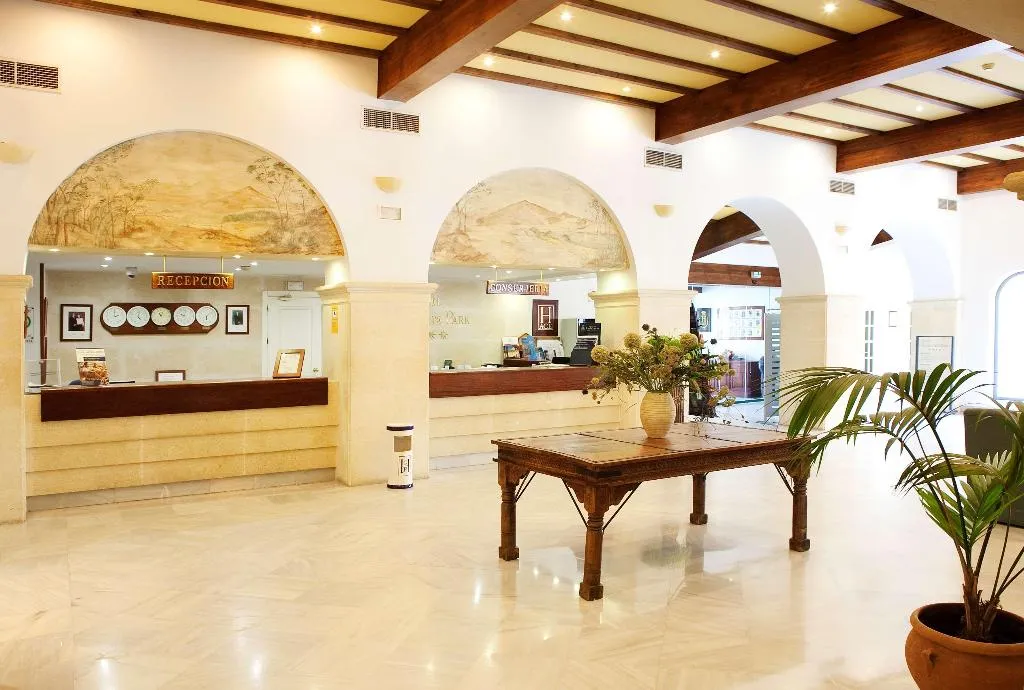 Lobby, AZZ Guadacorte Campo de Gibraltar, Costa De La Luz