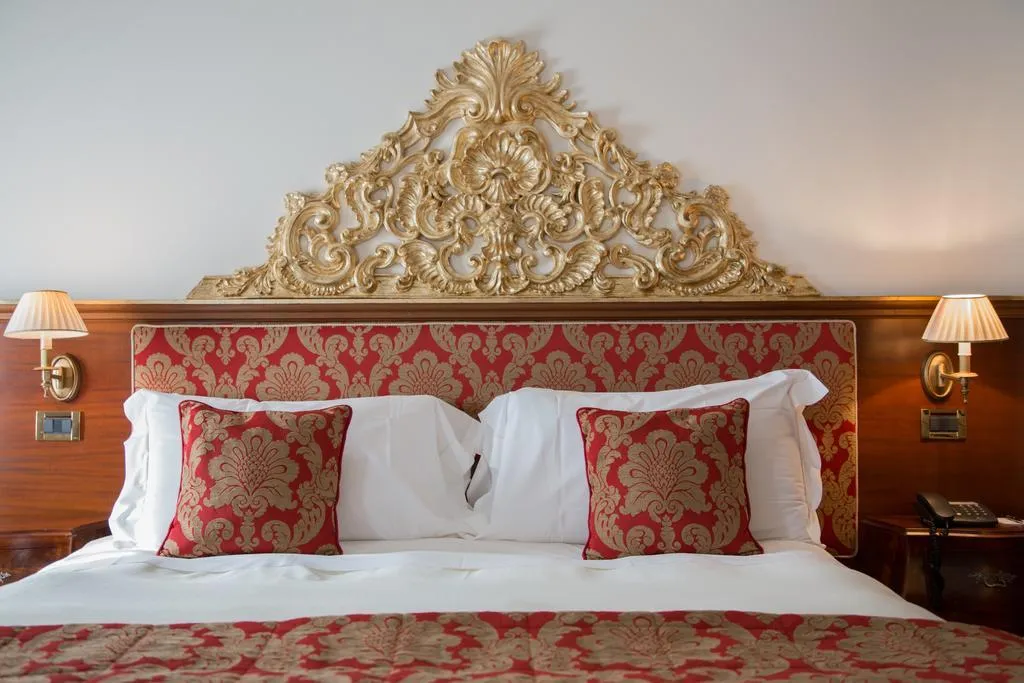 JUNIOR SUITE CAPACITY 2 Room, Villa Condulmer, Venice