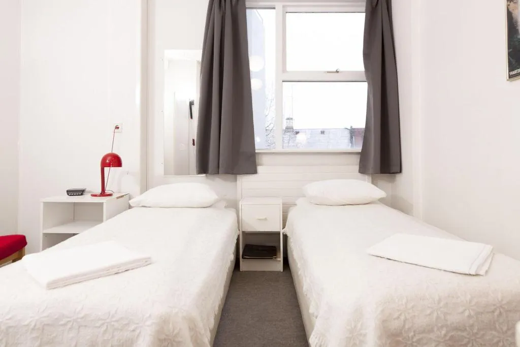 Double or Twin WITH SHARED BATHROOM Room, Hotel 101 Guesthouse, Reykjavik