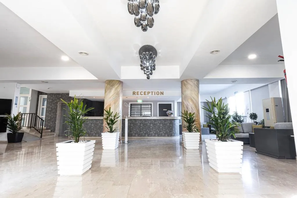 Lobby, Vrissaki Hotel Apartments, Cyprus
