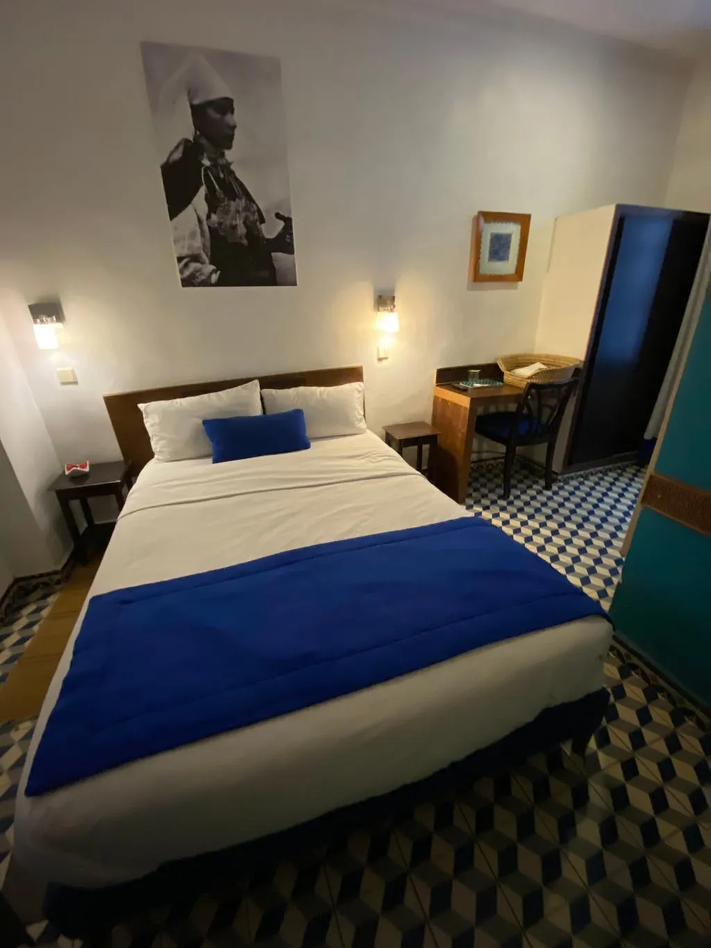 DOUBLE STANDARD Room, Hotel Central, Casablanca