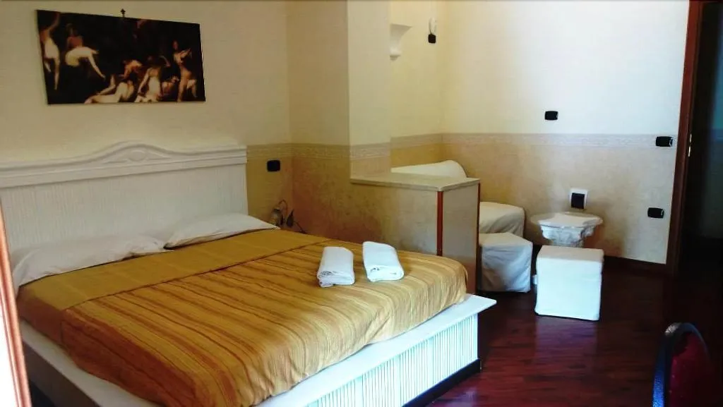 Room, Bed And Breakfast Medea, Naples