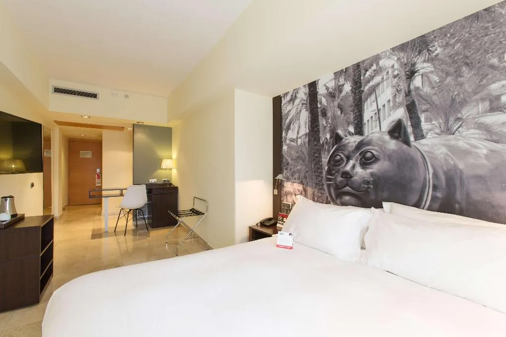 Room, Moxy Barcelona, Barcelona