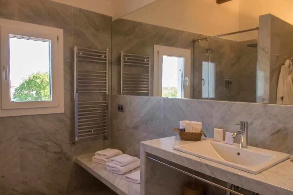 JUNIOR SUITE STANDARD Room, Rural Sant Joan de Binissaida, Menorca