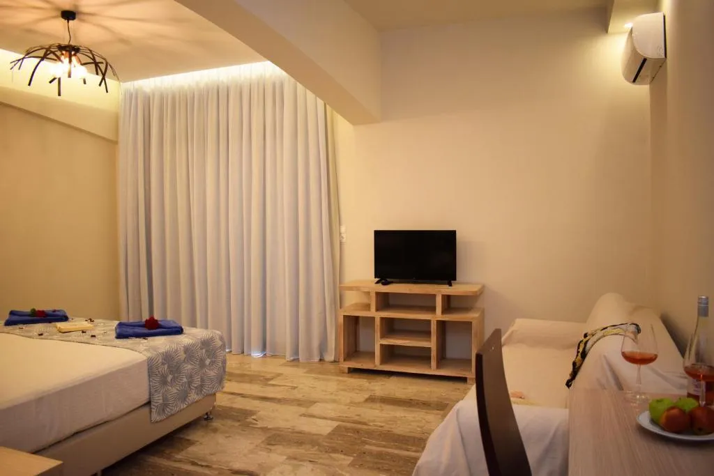JUNIOR SUITE POOL VIEW Room, Myrtis Spa Hotel, Crete