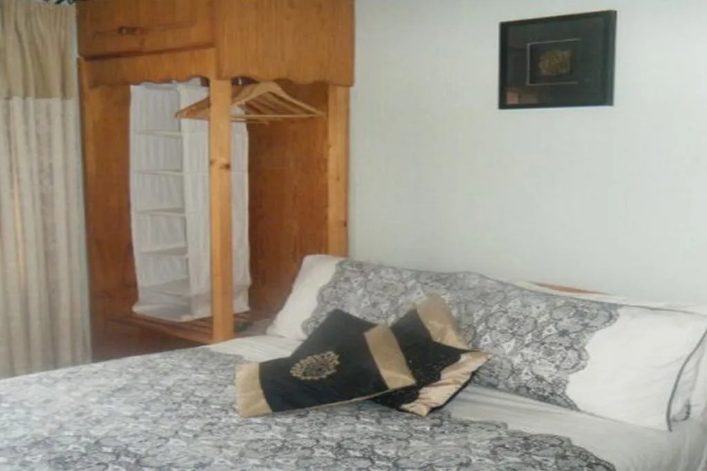 Room, Doire Liath, Cork