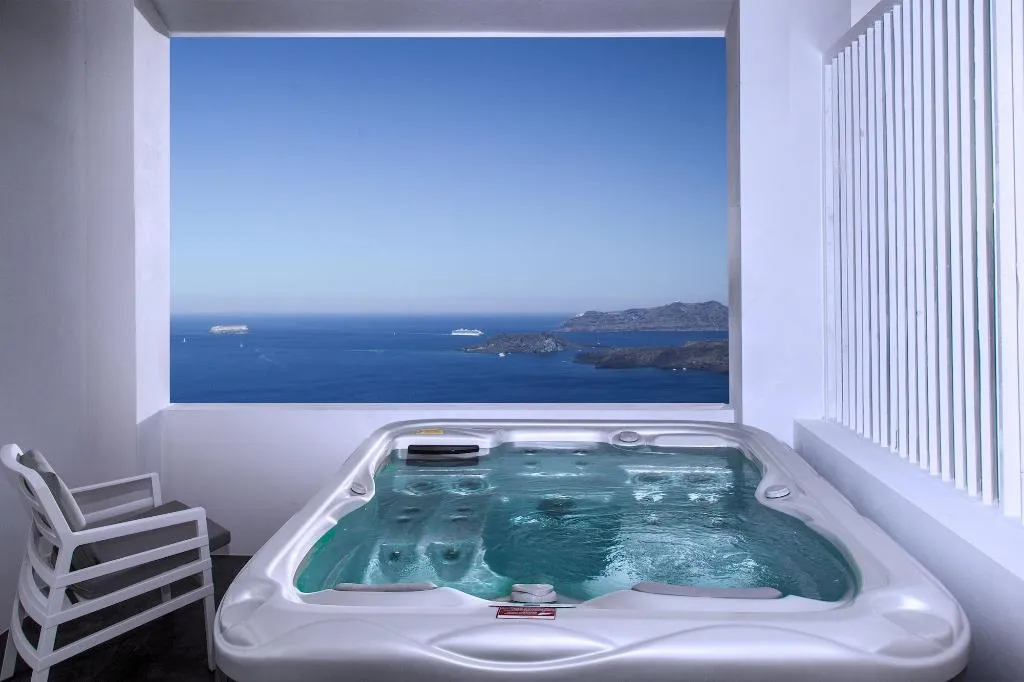 Room, May Seven Suites Hotel, Santorini