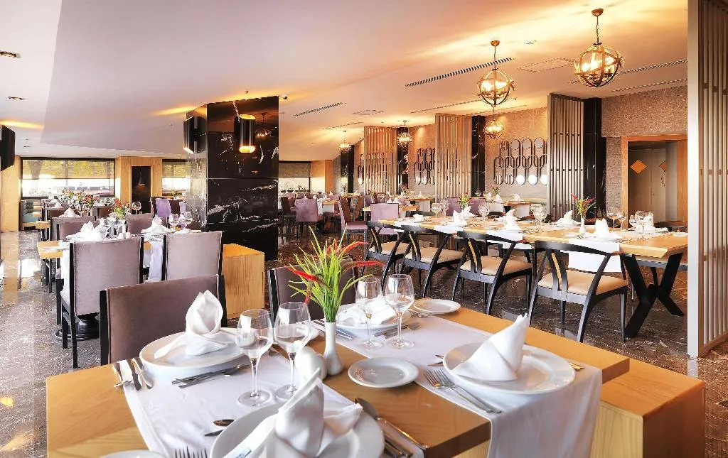 Restaurant, Imperial Turkiz Resort Hotel, Antalya