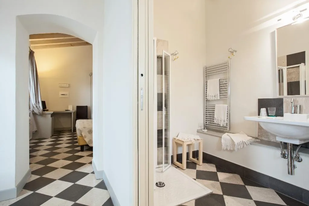 DOUBLE GARDEN VIEW Room, Maison Tresnuraghes, Cagliari