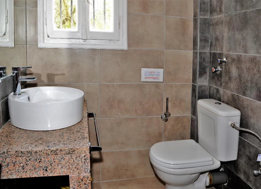 APARTMENT TWO BEDROOMS Room, Captain's Studios & Apartments, Corfu