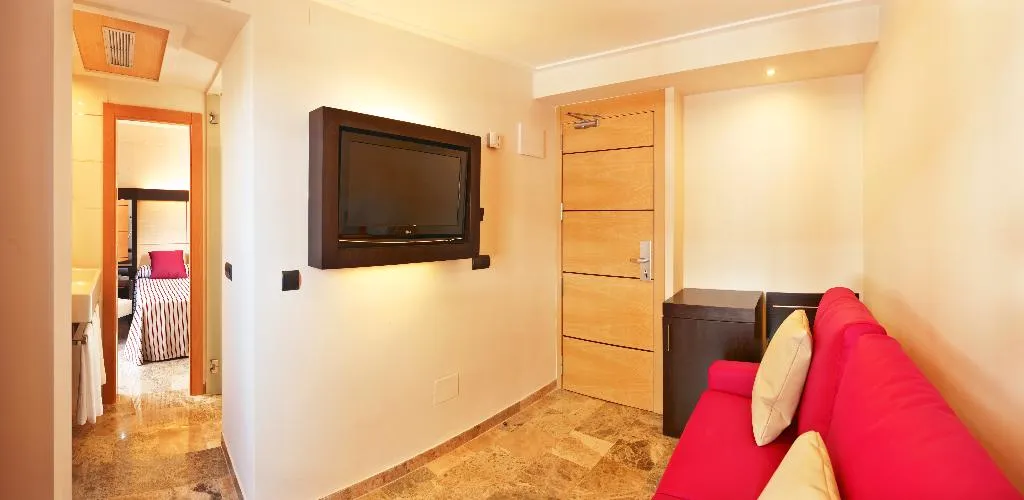 JUNIOR SUITE STANDARD Room, Mediterranean bay, Majorca