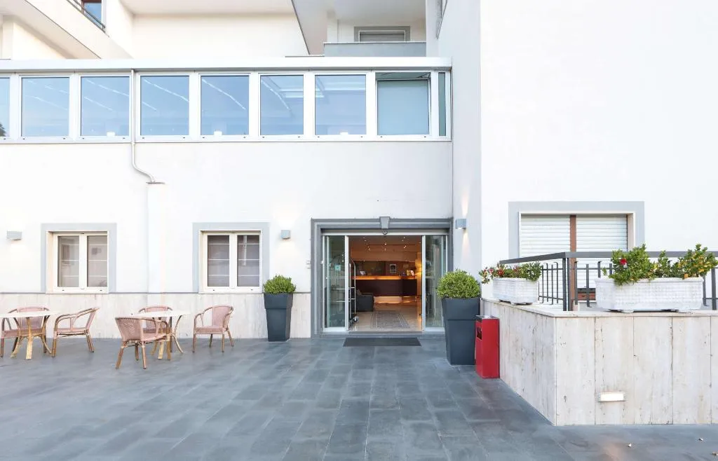 General view, Suites & Residence Hotel, Naples